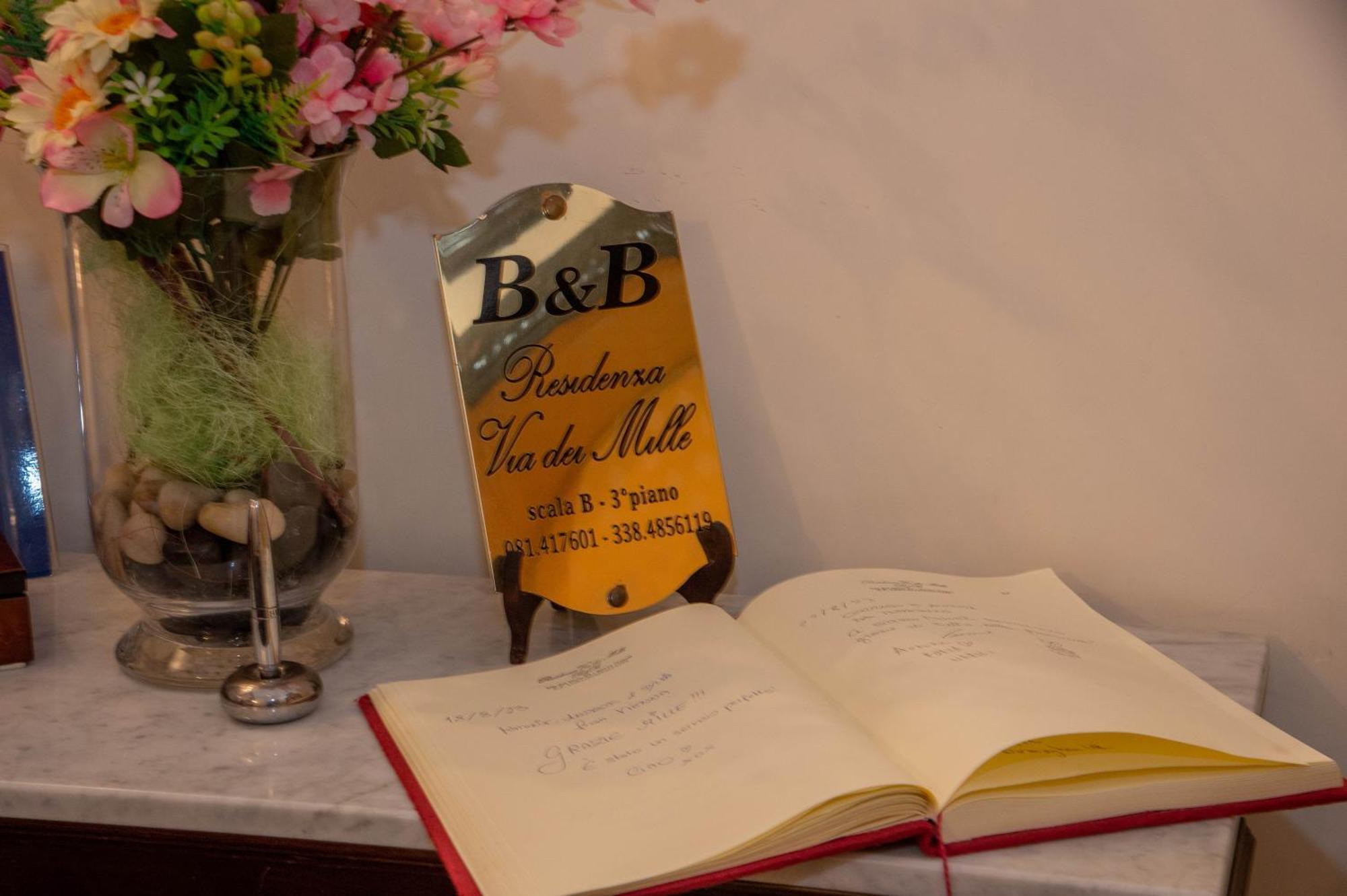 B&B Residenza Via Dei Mille Napoli Eksteriør bilde