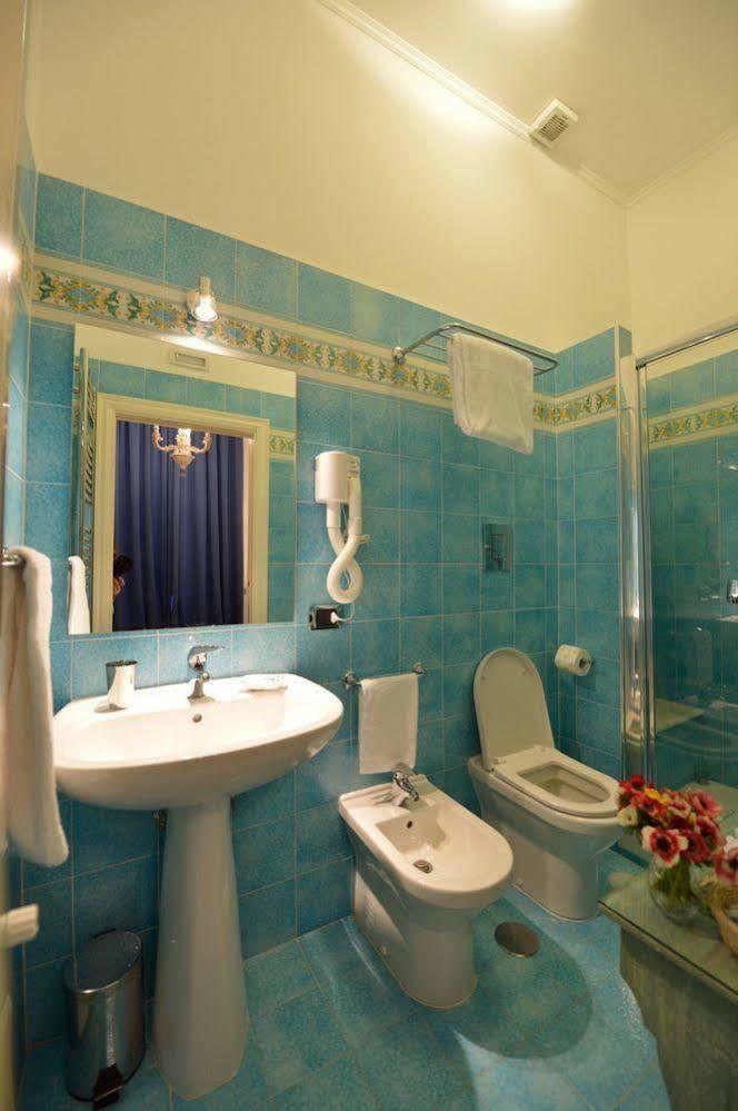 B&B Residenza Via Dei Mille Napoli Eksteriør bilde